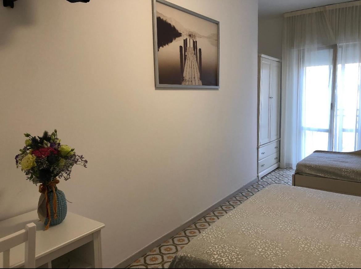 Hotel Calypso ベラーリア・イジェア・マリーナ エクステリア 写真